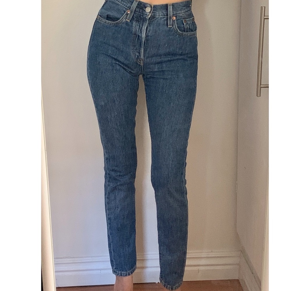 Levi’s 501 medium wash